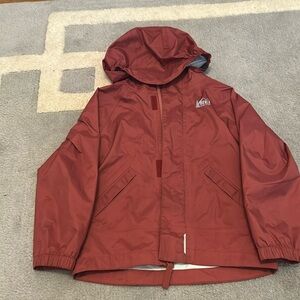 Used REI Raincoat 4T
